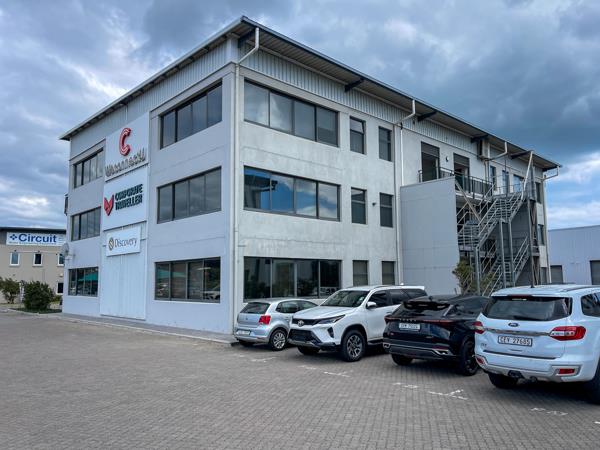244 m² Commercial space