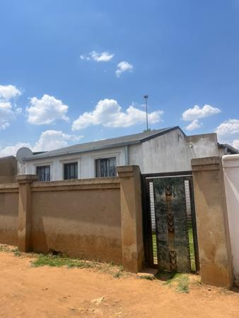 2 Bedroom House