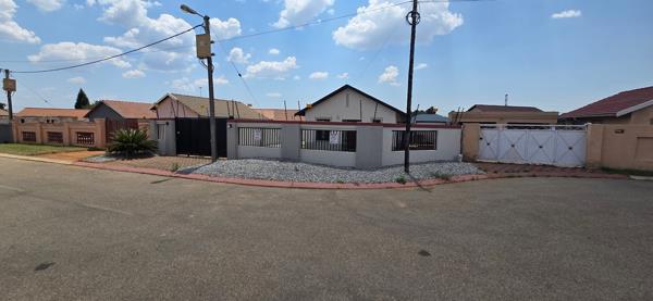 2 Bedroom House