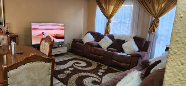 2 Bedroom Flat