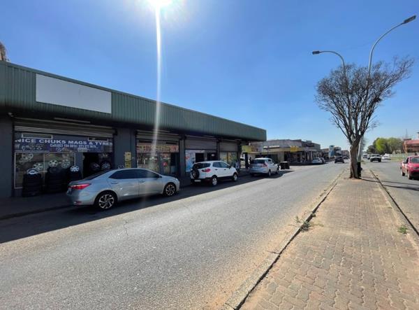 743 m² Commercial space
