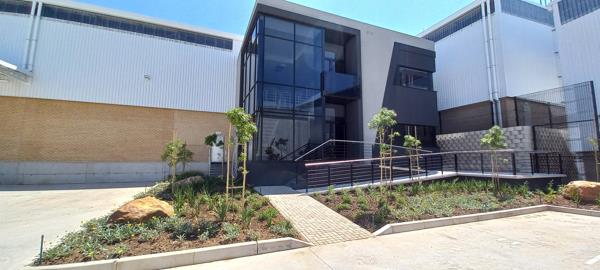 2 898 m² Industrial space