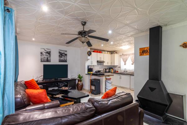 2 Bedroom House