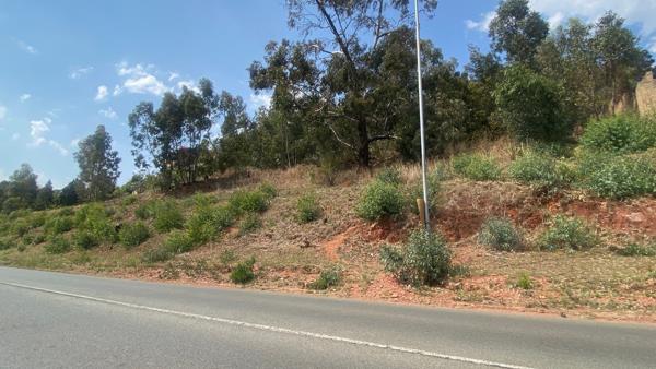 1 999 m² Land