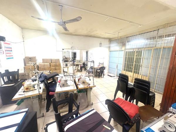 250 m² Retail Space