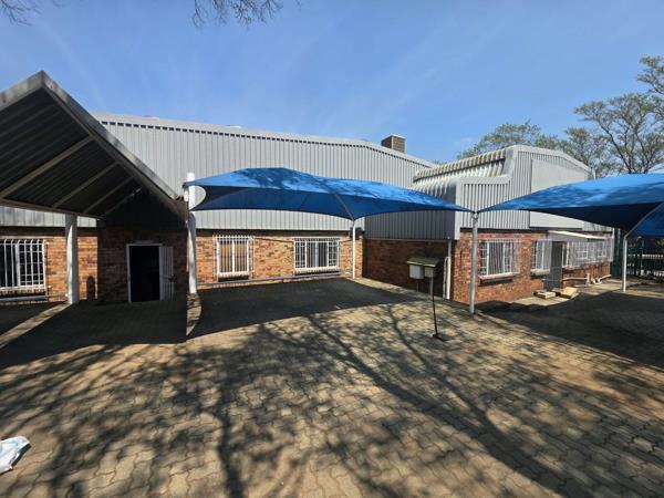 775 m² Industrial space
