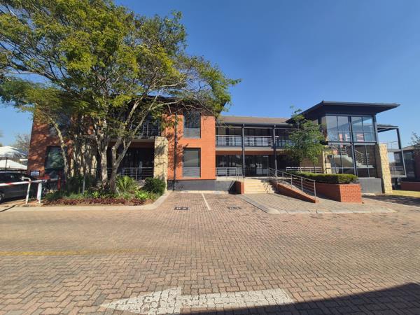 243 m² Commercial space