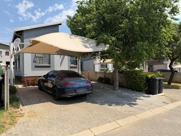 2 Bedroom House