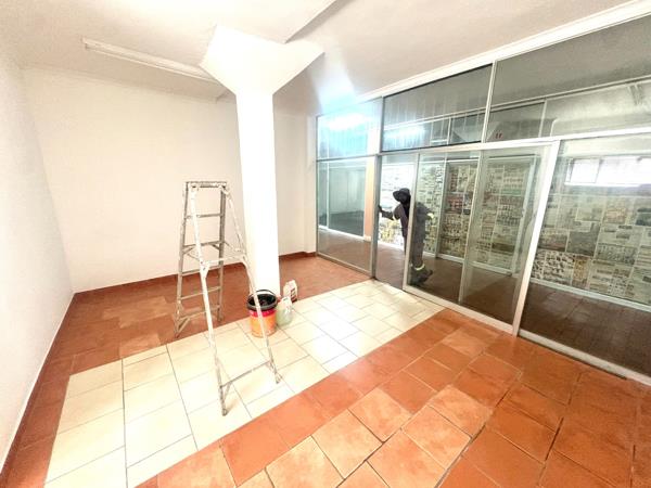 40 m² Retail Space