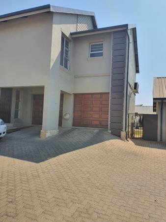 4 Bedroom Townhouse