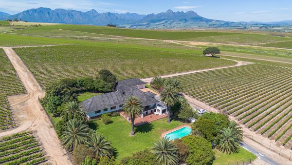 92.7 ha Commercial Farm