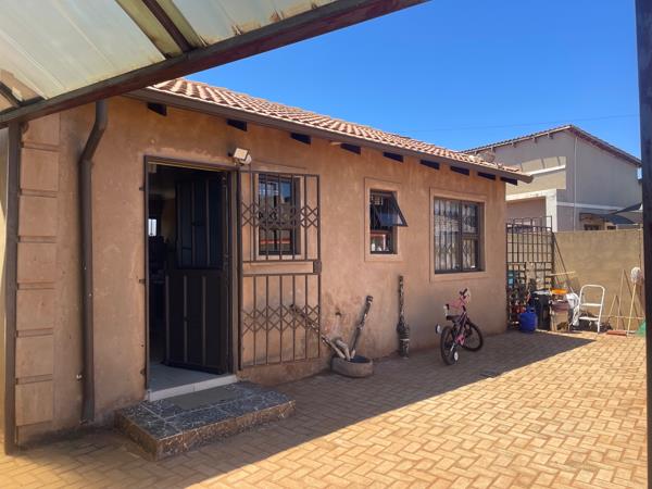 2 Bedroom House