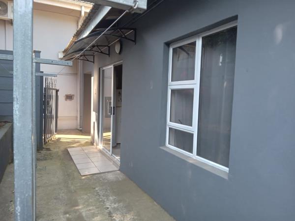 1 Bedroom Garden Cottage