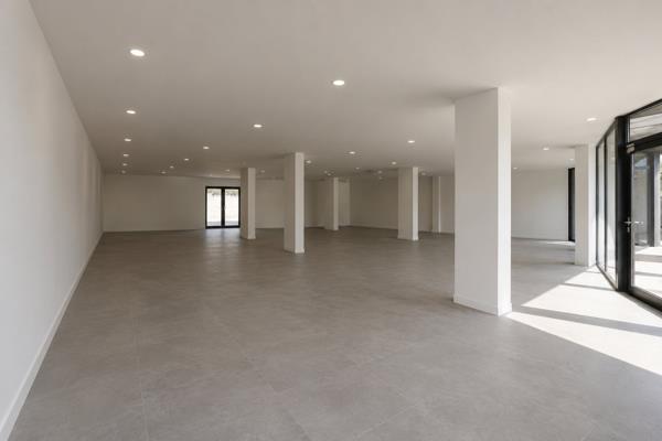 1 130 m² Commercial space