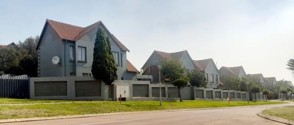 3 Bedroom Townhouse