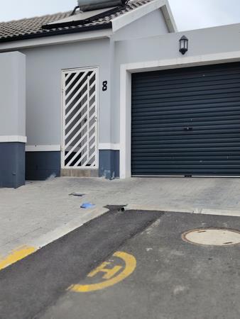 2 Bedroom Duplex in Brackenfell Industrial