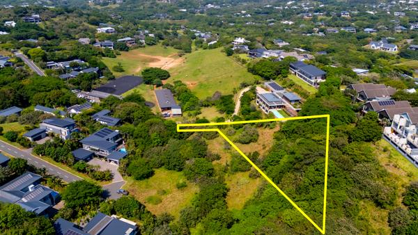 2 213 m² Land