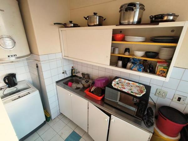 Bachelor apartment