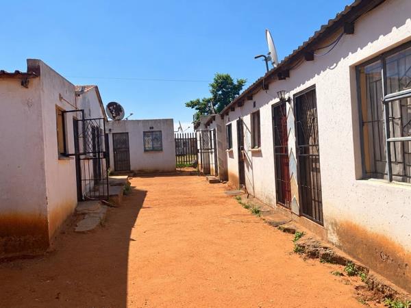 10 Bedroom House