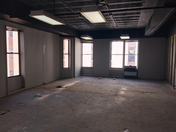 552 m² Office Space