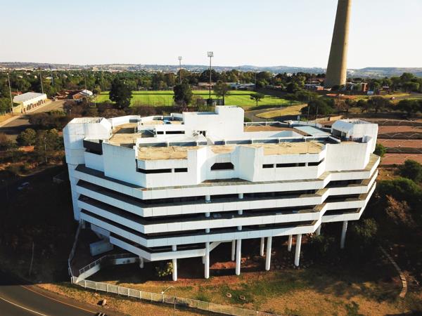 1 477 m² Office Space