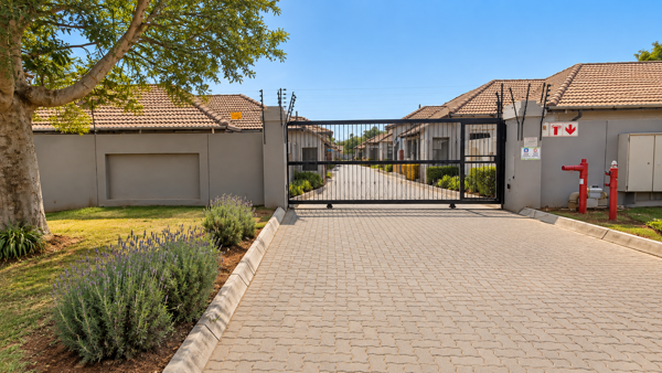 3 Bedroom Townhouse