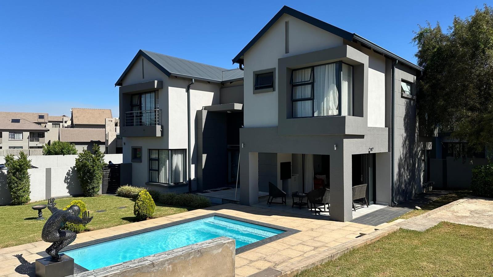 4 Bedroom House for sale in Gateway Manor Estate | T5662907 | Private ...