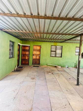 Bachelor apartment
