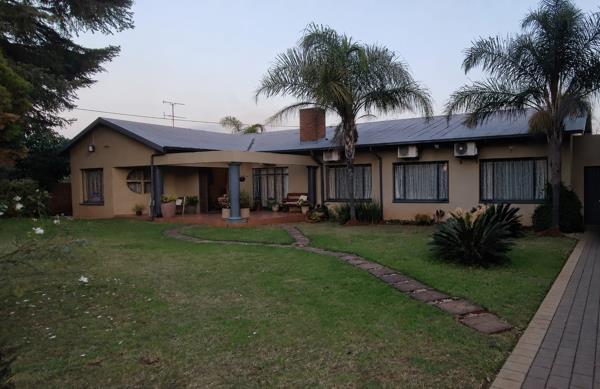 5 Bedroom House