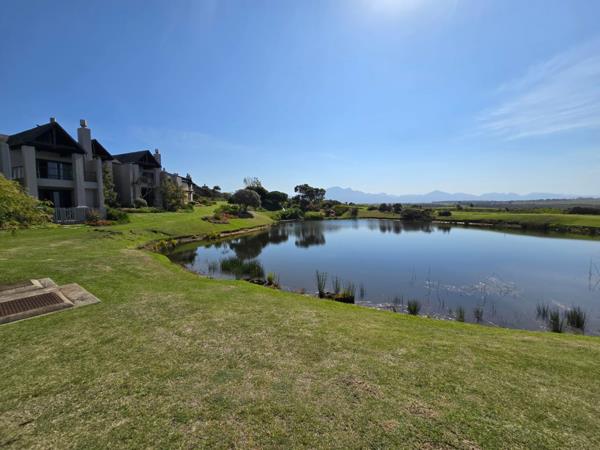 833 m² Land