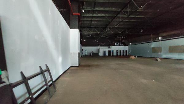 800 m² Retail Space