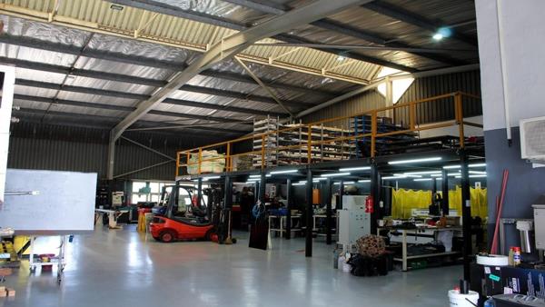 387 m² Industrial space
