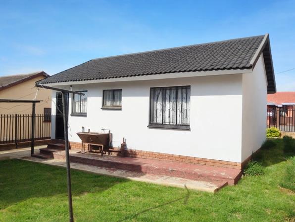 2 Bedroom House