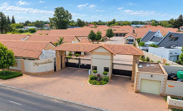 1 Bedroom Townhouse