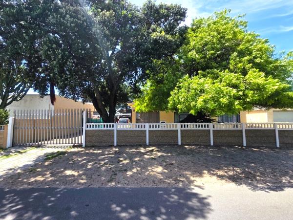 5 Bedroom House in Belhar