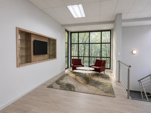 350 m² Commercial space