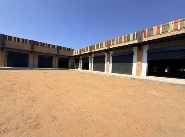 1 960 m² Commercial space