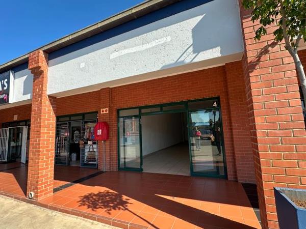 74 m² Retail Space