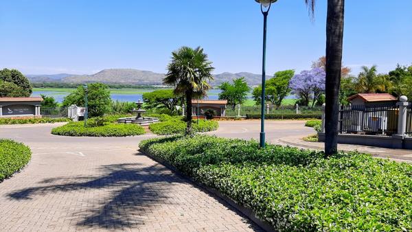 421 m² Land