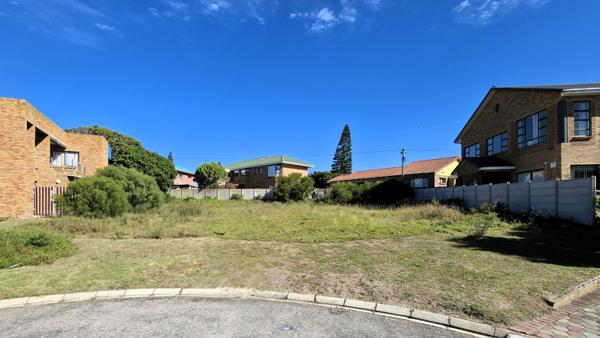 648 m² Land