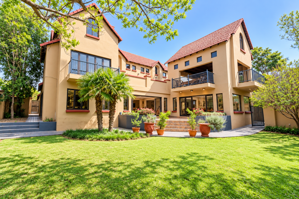 6 Bedroom House