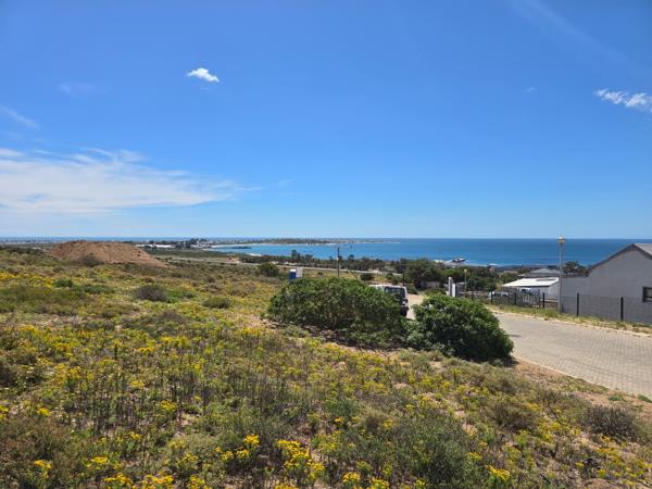 593 m² Land