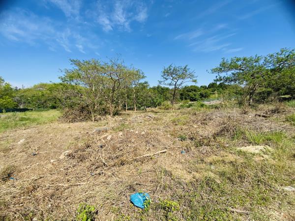 1 213 m² Land
