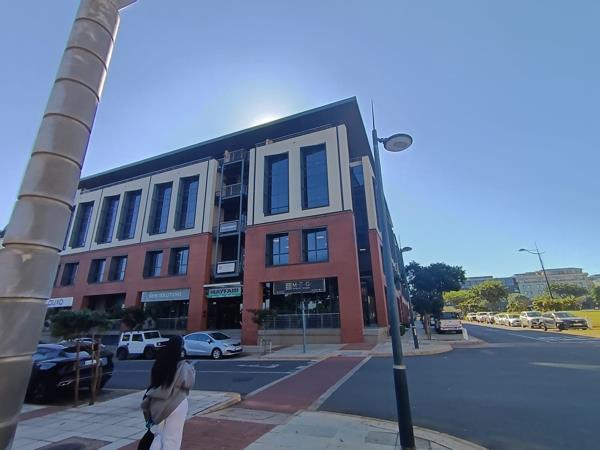 1 249 m² Office Space