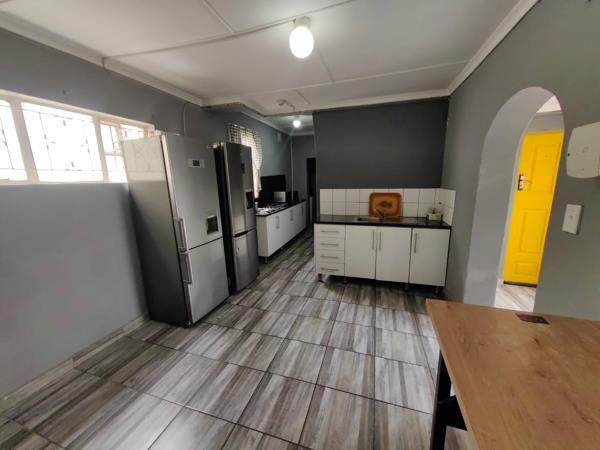 11 Bedroom House