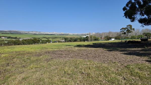 4 000 m² Land