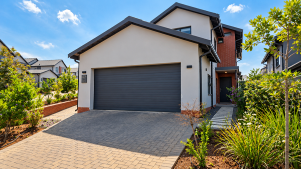 4 Bedroom Townhouse