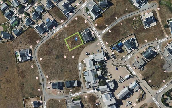 500 m² Land