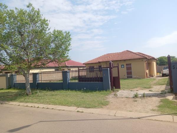 1 Bedroom House