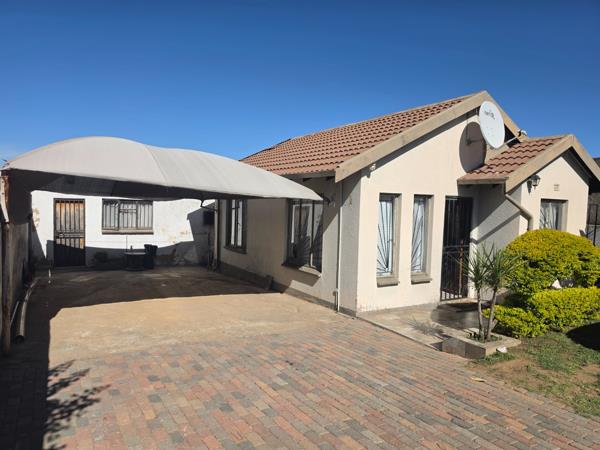 2 Bedroom House